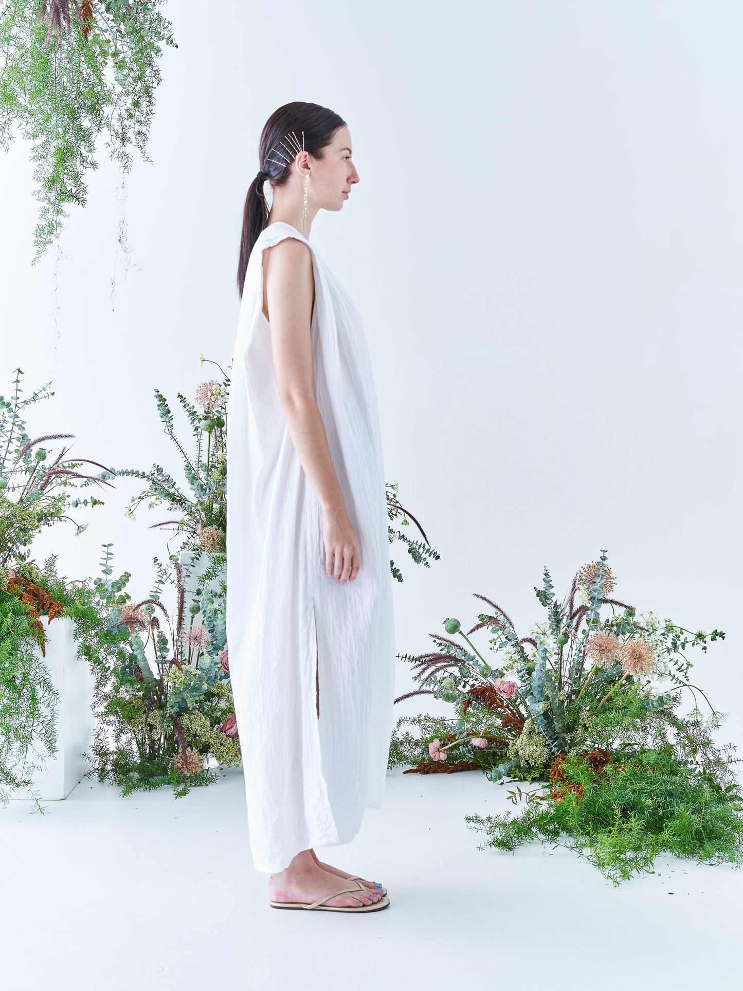 Sleeveless Maxi Kaftan in White