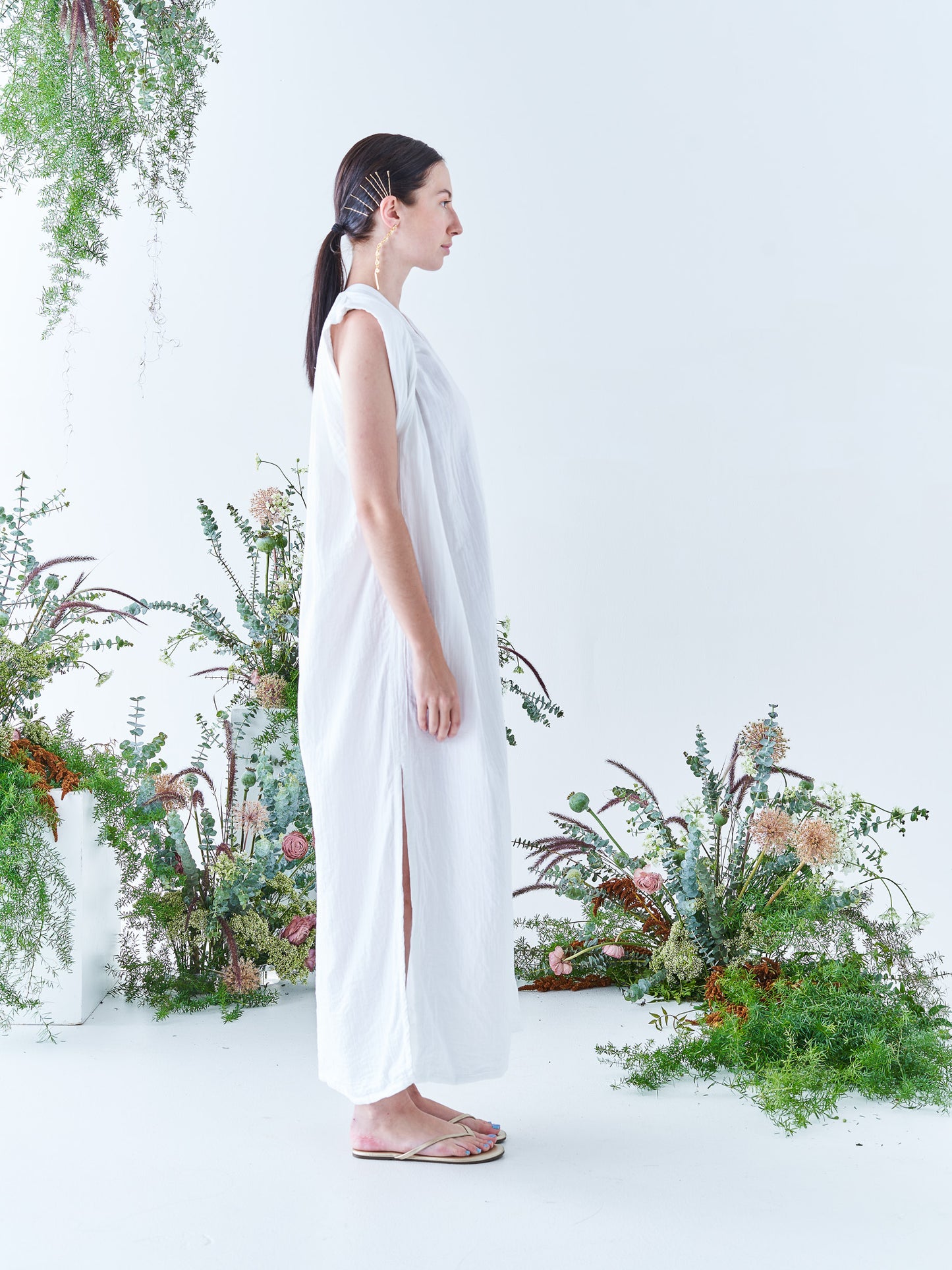 Sleeveless Maxi Kaftan in White