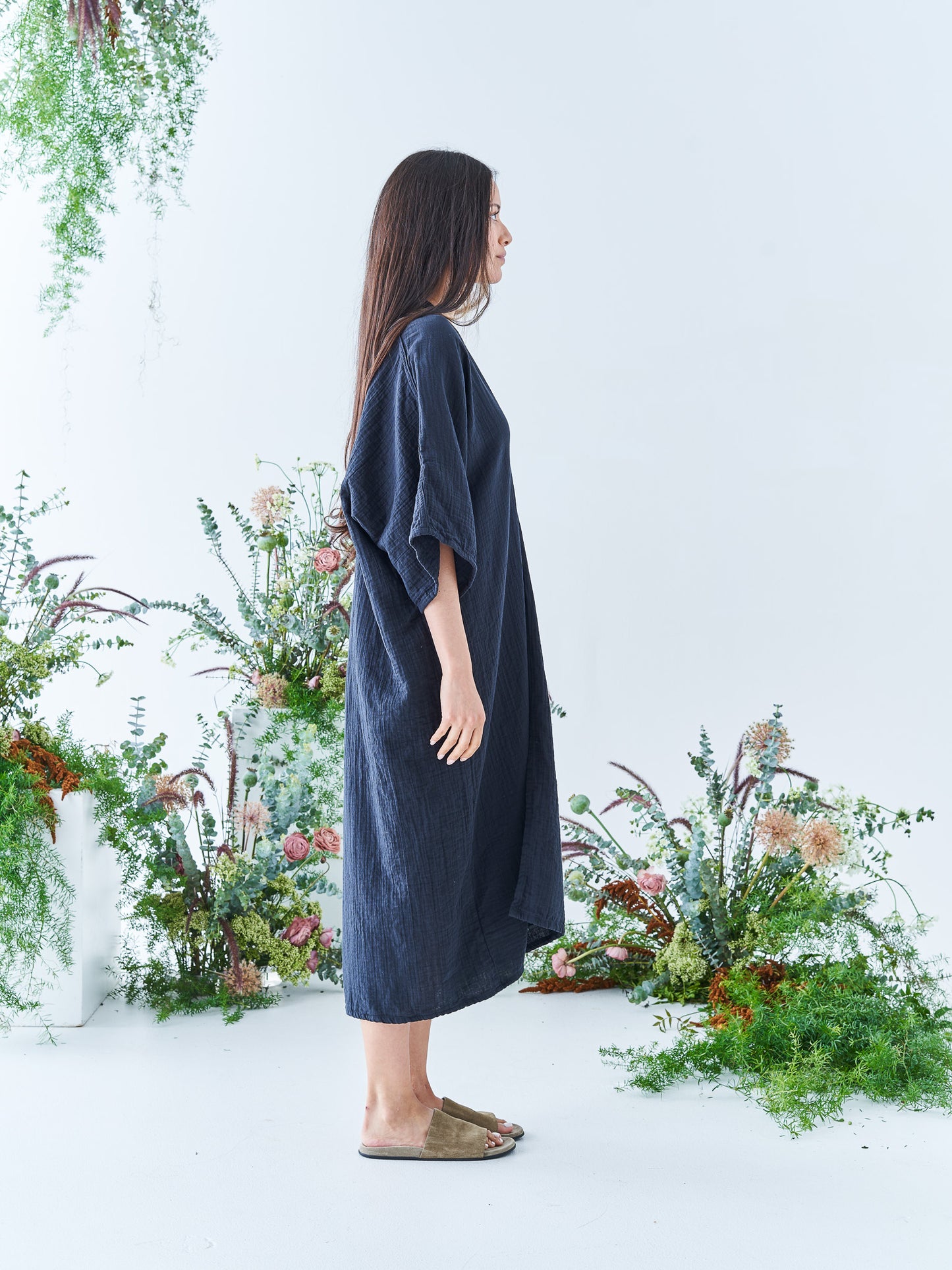 Nina Midi Kaftan in Black